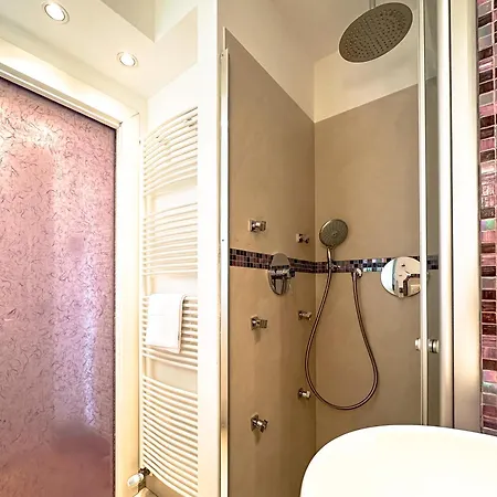 Cinema & Zen - Private Garage & Mole Antonelliana Torino